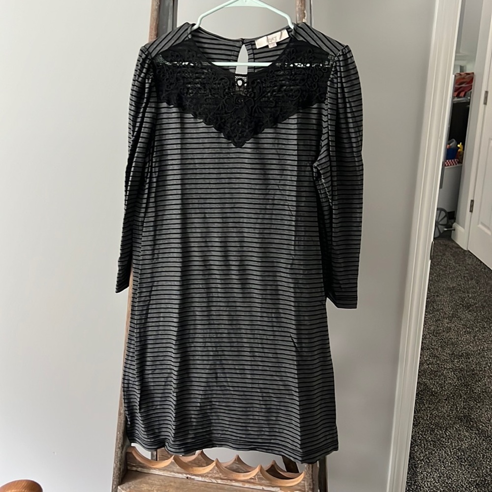 Loft long sleeves stripes dress. Cotton. Worn 1 time.